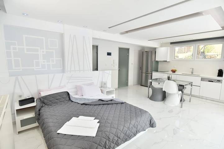 Ganze Wohnung, Alpha Delta Pool Suite in Palaio Tsifliki, Kavala Region