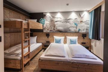 Chalet für 24 Personen in Gaschurn, Gaschurn und Umgebung, Bild 4