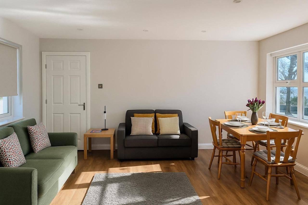 Entire apartment, The South Promenade apartment in Newcastle (County Down), County Down