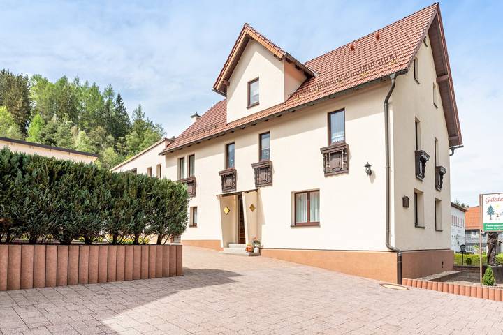 Appartement entier, Appartement 4 étoiles Sommerberg avec carte d’hôte et Wifi inclus in Rohrbach (Saalfeld-Rudolstad), Thuringe orientale