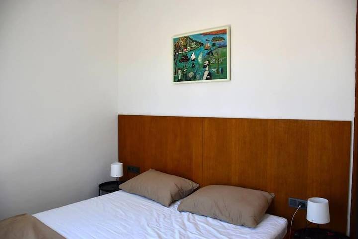 Villa pour 8 personnes, avec vue ainsi que piscine et jardin à Brodarica - 3