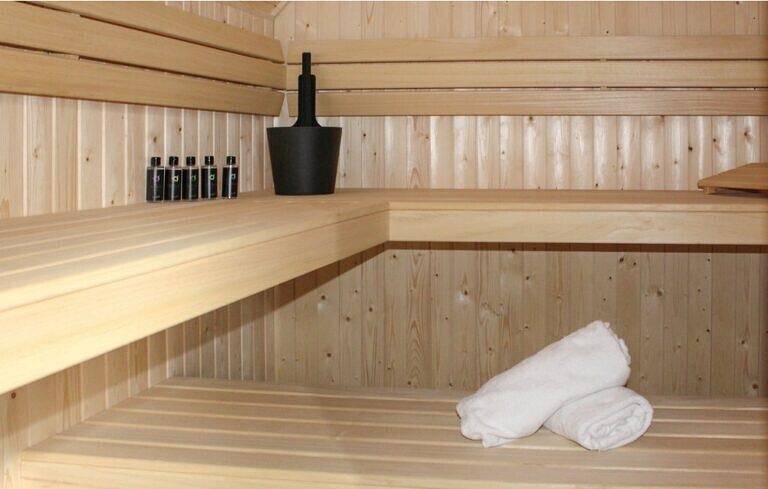 Ferienhaus für 8 Personen mit Sauna in Idskenhuizen, Ijsselmeer