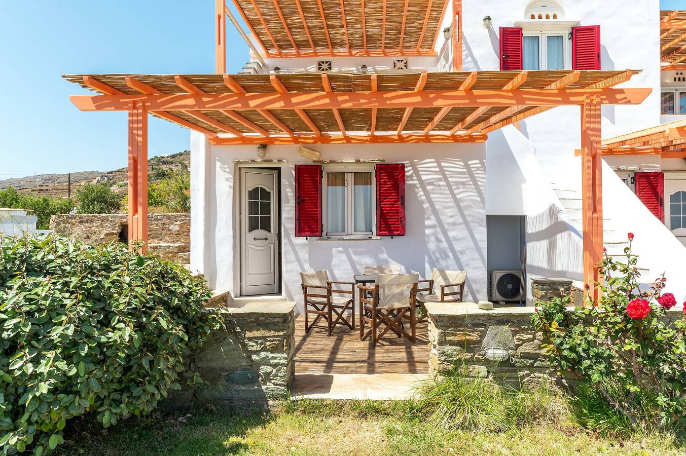 Holiday Home 'Anemologio 203 Tinos' with Sea View, Wi-Fi and Air Conditioning in Ormos Agiou Ioannou, Tinos