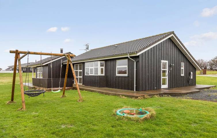 Ferienhaus für 8 Personen, mit Terrasse und Garten sowie Whirlpool und Sauna in Nordborg