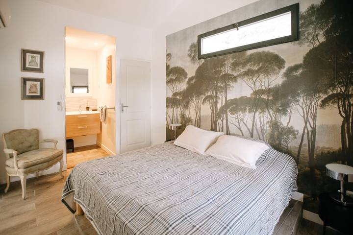 Gîte pour 2 personnes, avec jardin ainsi que sauna et terrasse, adapté aux familles à Pernes-les-Fontaines - 2