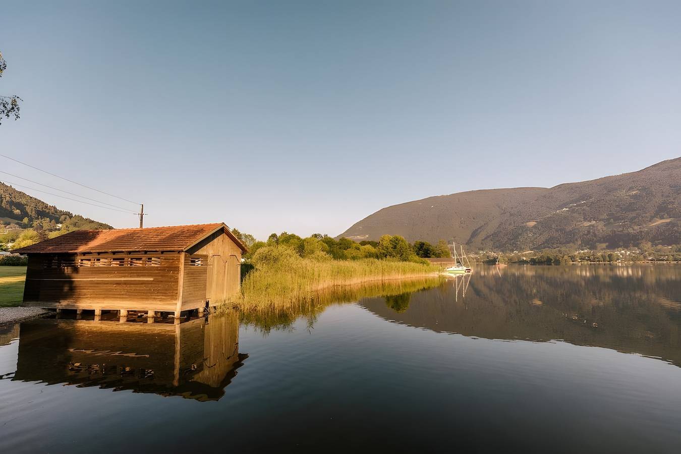 Appartement entier, Appartement élégant près du lac Ossiach, rénové en 2025 in Ossiach, Oberkärnten