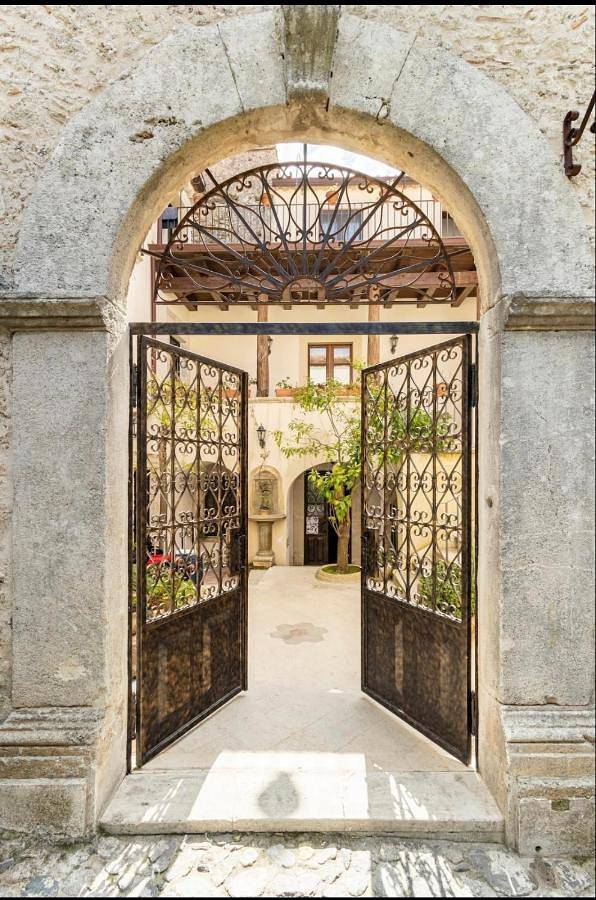 Palazzo Candida B&B in Gerace, Province de Reggio Calabria
