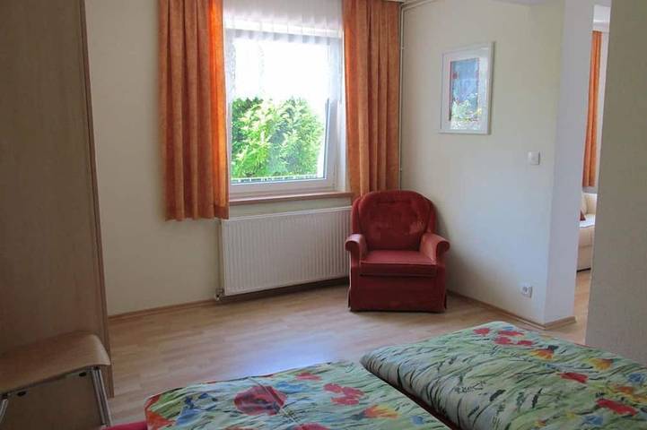 Ganze Wohnung, Apartment Mohnblüte - Ferienhaus Annenheim in Treffen am Ossiacher See, Gerlitzen