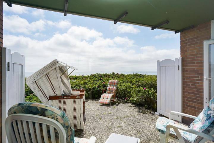 Ganze Wohnung, Modernes App. mit Terrasse einzigartigem Meerblick und WLAN. Haustiere erlaubt. in Nordfriesische Inseln (Schleswig-Holstein) (Schleswig-Holstein), List (Sylt)