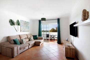 Apartamento De Férias para 6 Pessoas em Praia da Rocha, Portimão, Foto 4
