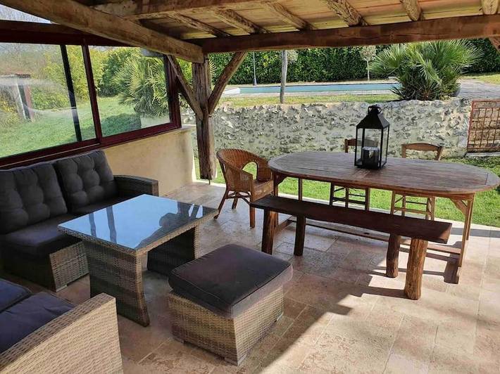 Location de vacances pour 8 personnes, avec piscine ainsi que terrasse et jardin à Celles - 2