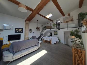 Cottage pour 8 personnes, avec jardin et piscine ainsi que terrasse et jacuzzi à Saint-Jean-de-Védas