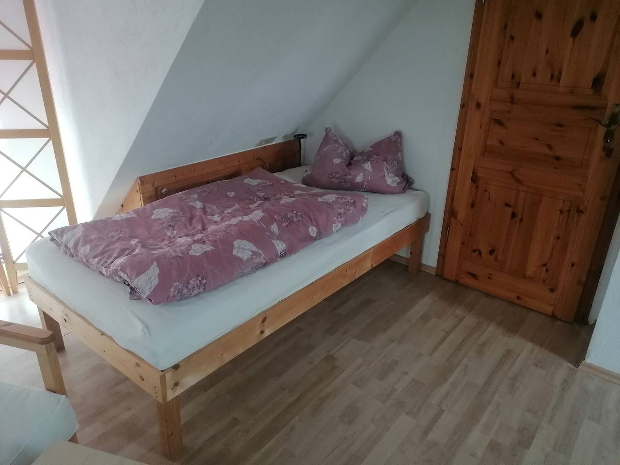 Seilerberg Holiday Apartment with Private Pool, Private Terrace and Wi-Fi in Freiberg, Chemnitz (region)