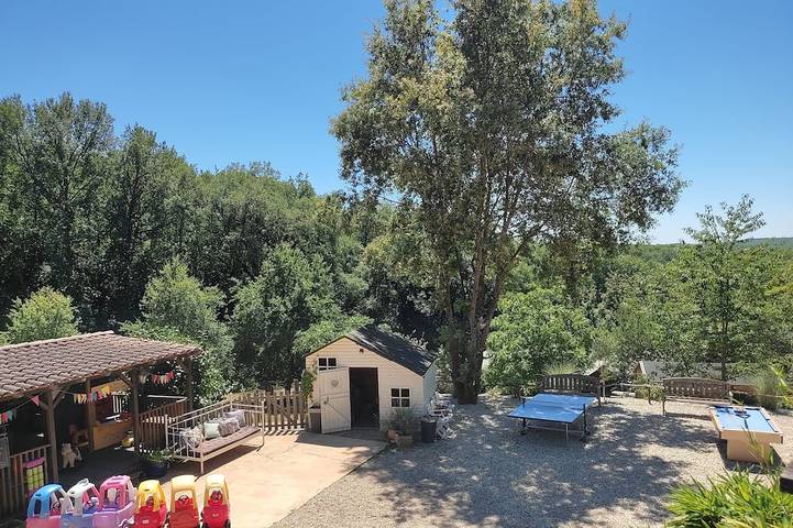 Gîte pour 5 personnes, avec jardin ainsi que piscine et terrasse, animaux acceptés - 1