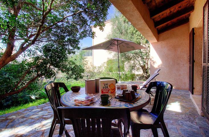 Gîte pour 3 personnes, avec Terrasse et Jardin