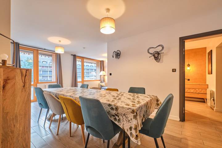 Appartement entier, Appartement 'Marmotte 104' avec vue sur montagne et terrasse privée in Mont-de-Lans, Les Deux Alpes