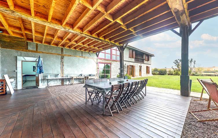 Location de vacances pour 15 personnes, avec terrasse et jardin, animaux acceptés à Montréjeau - 4