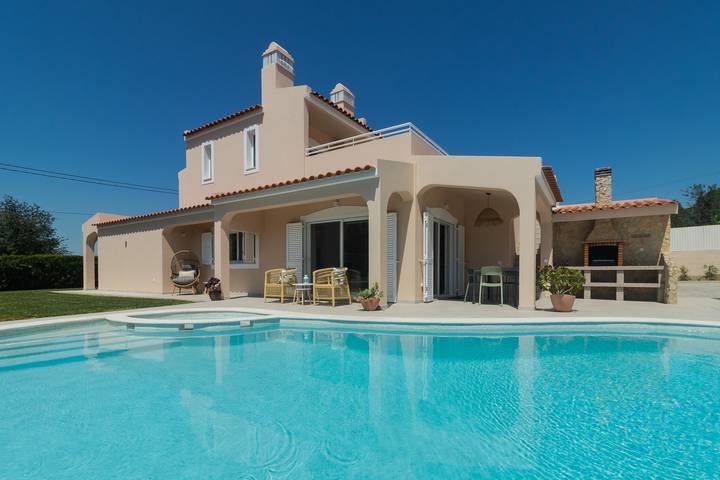 Villa für 6 Personen, mit Garten und Terrasse sowie Whirlpool - 1
