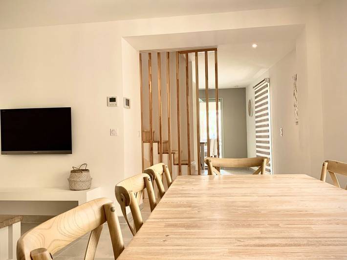 Stylish townhouse in the heart of Mèze with terrace in Mèze, Mediterranean Coast (France)