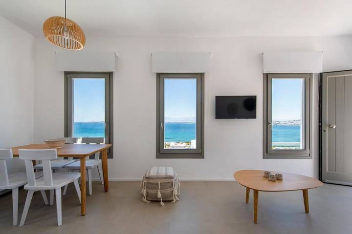 Chambre d’hôte pour 3 personnes, avec jardin et balcon ainsi que vue et piscine dans Paros - 4