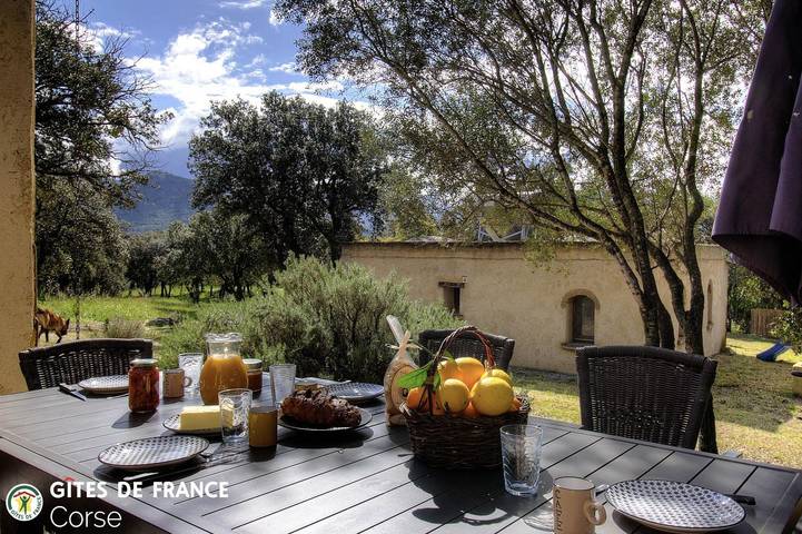 Gîte pour 4 personnes, avec Terrasse