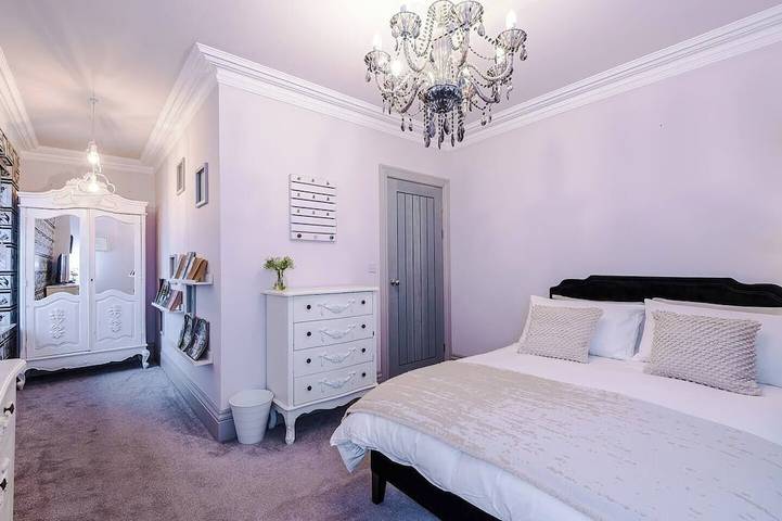 Unique Luxury Home in Northenden/8 guestsUrban Oasis in Manchester, Grand Manchester