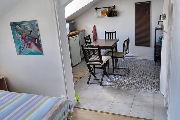 Entire apartment, Cozy studio Clichy Levallois in Clichy, Hauts-de-Seine