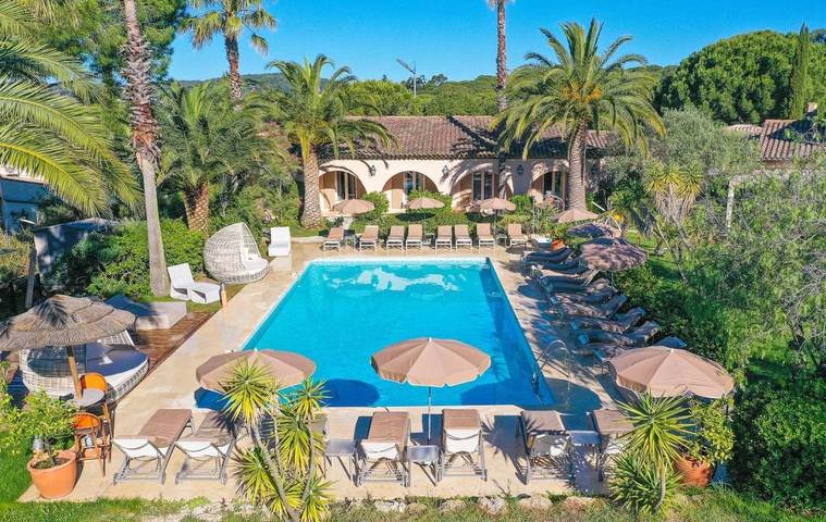 Hôtel pour 2 personnes, avec vue ainsi que jardin et piscine