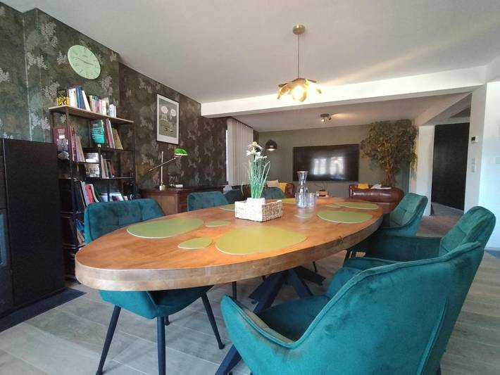 Gîte pour 4 personnes, avec vue dans Chateau De Bouillon