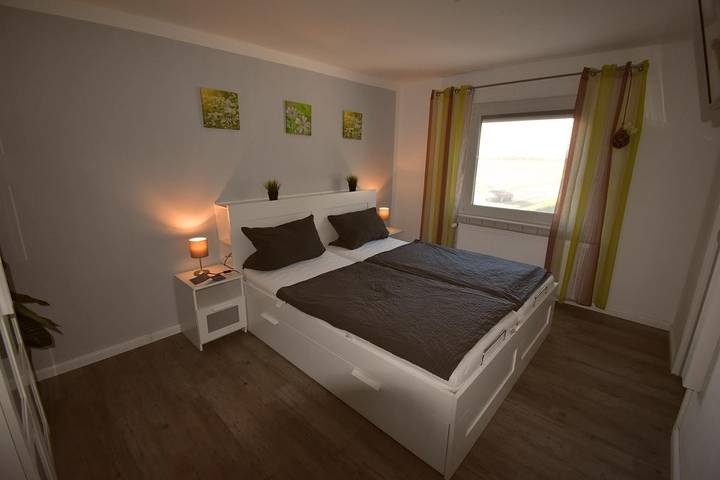 Ferienwohnung für 2 Personen, mit Balkon und Garten in Dornum - 4