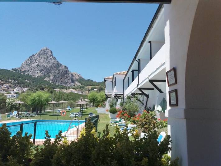 Hôtel pour 2 personnes, avec piscine ainsi que jardin et vue à Grazalema - 4