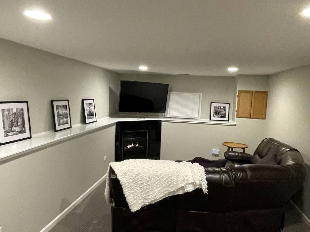 Spacious 3Br Duplex for Groups-Near Airport & Downtown-Cozy & Quiet in Chicago, Cook County