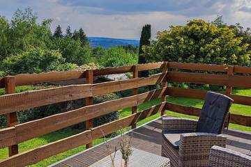 Chalet für 4 Personen, mit Garten und Terrasse im Hunsrück