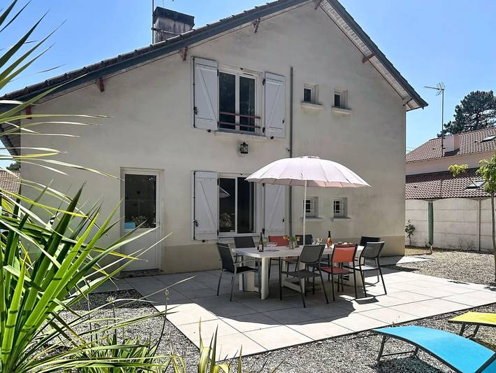Villa pour 11 personnes, avec Terrasse et Jardin en Loire-Atlantique