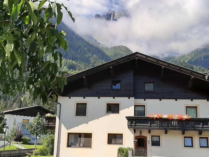 Ferienwohnung für 7 Personen, mit Balkon und Garten in Gailtaler Alpen