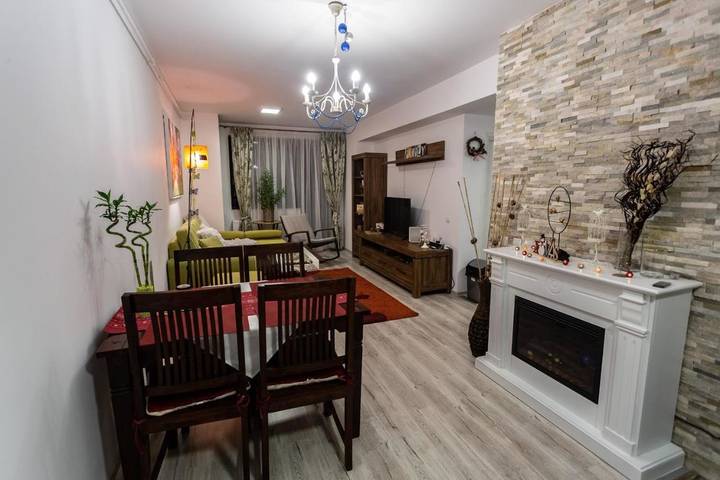 Gîte pour 4 personnes, avec vue et balcon à Sinaia - 2