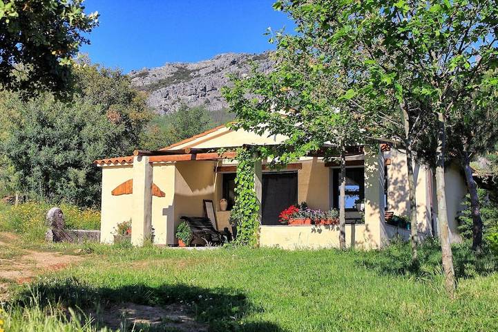 Apartamento para 2 personas, estupenda terraza (A3) in Berzocana, Provincia de Cáceres