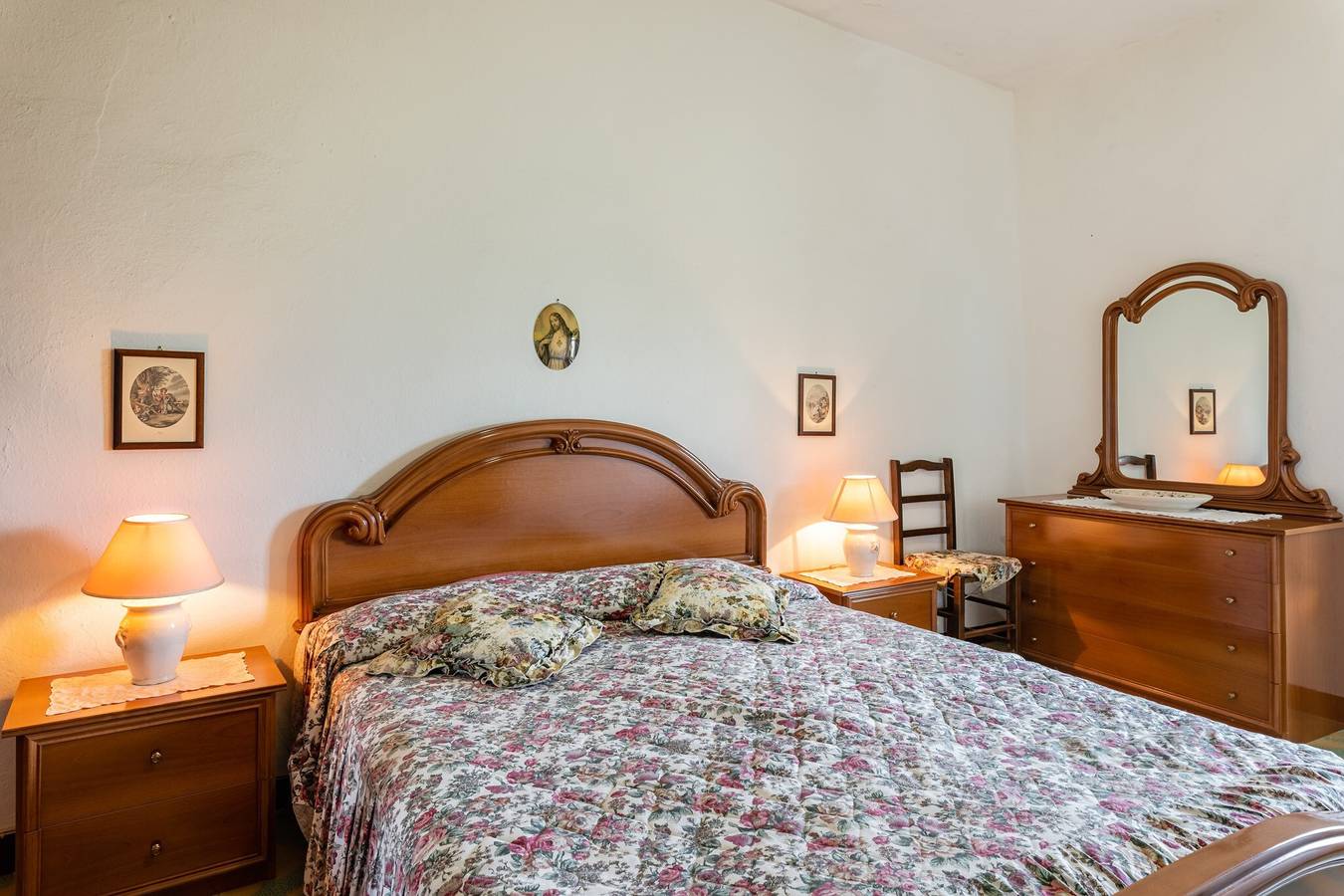 Appartamento intero, Appartamento 'La Casa Di Anita' con vista da un'ampia terrazza panoramica sulle montagne in Gallicano, Garfagnana