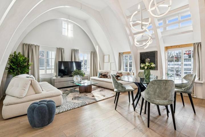 Ferienwohnung für 6 Personen, mit Terrasse und Seeblick sowie Ausblick in Zürich - 2