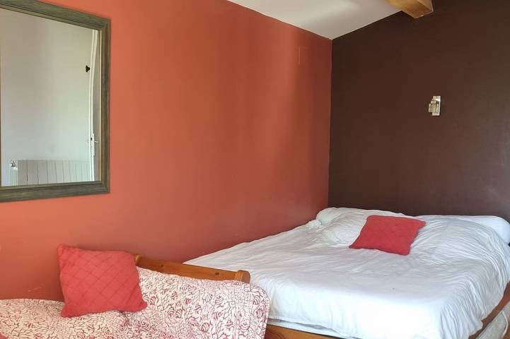 Location de vacances pour 9 personnes, avec terrasse et jardin à Angoulins - 3