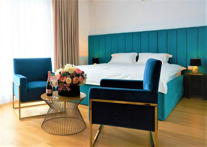 Hôtel pour 2 personnes, avec Jacuzzi et Terrasse ainsi que Sauna et Vue dans Oradea