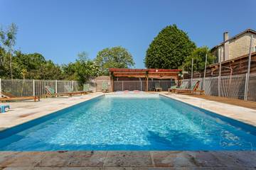 Location De Vacances pour 3 Personnes dans Genouillé, Région de Rochefort, Photo 1