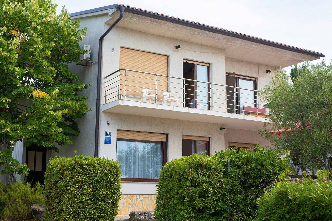 Ganze Ferienwohnung, Ferienwohnung mit Klimaanlage in ruhiger Lage  in Krk Stadt, Krk