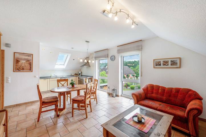 Ferienwohnung für 4 Personen, mit Garten und Seeblick in Fuhlendorf
