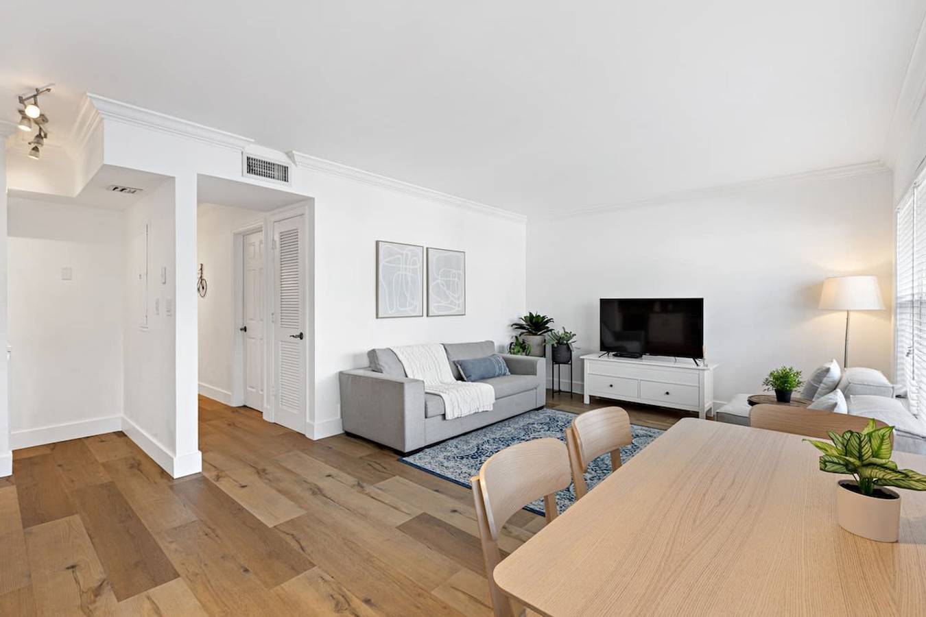 Entire apartment, Beach Apt with Waterview in Las Olas Blvd in Fort Lauderdale, Broward County