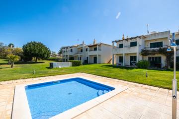 Casa De Férias para 4 Pessoas em Pêra, Alcantarilha e Pêra, Foto 4