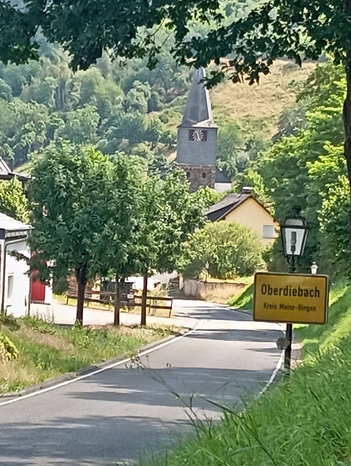 Ferienhaus 'Hiwwelhaus' mit privater Terrasse, Garten und Wlan in Oberdiebach, Landkreis Mainz-Bingen