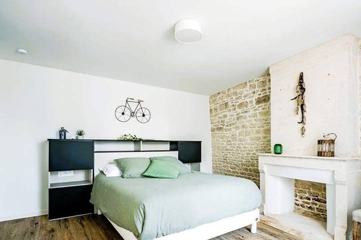 Location de vacances pour 10 personnes, avec balcon à Arçais - 2