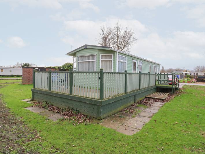 Caravan for 5 people, with Garden in Northampton