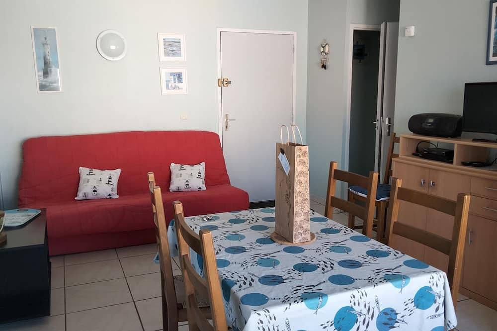 Appartement entier, Appartement  La Cotiniere - St Pierre d'Oléron, piscine ,vue mer, 3*** in La Cotinière, Saint-Pierre-d'Oléron
